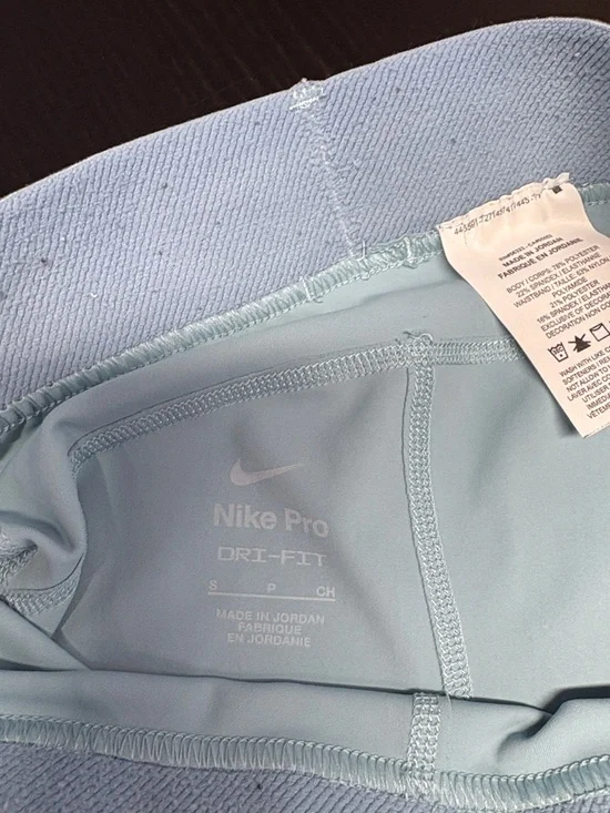 Nike Pro Athletic Shorts with White Swoosh - Picture 4 of 8